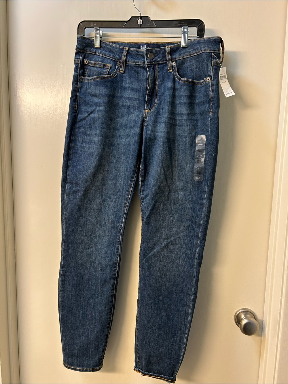 GAP Curvy Legging Jeans in Medium Blue Wash